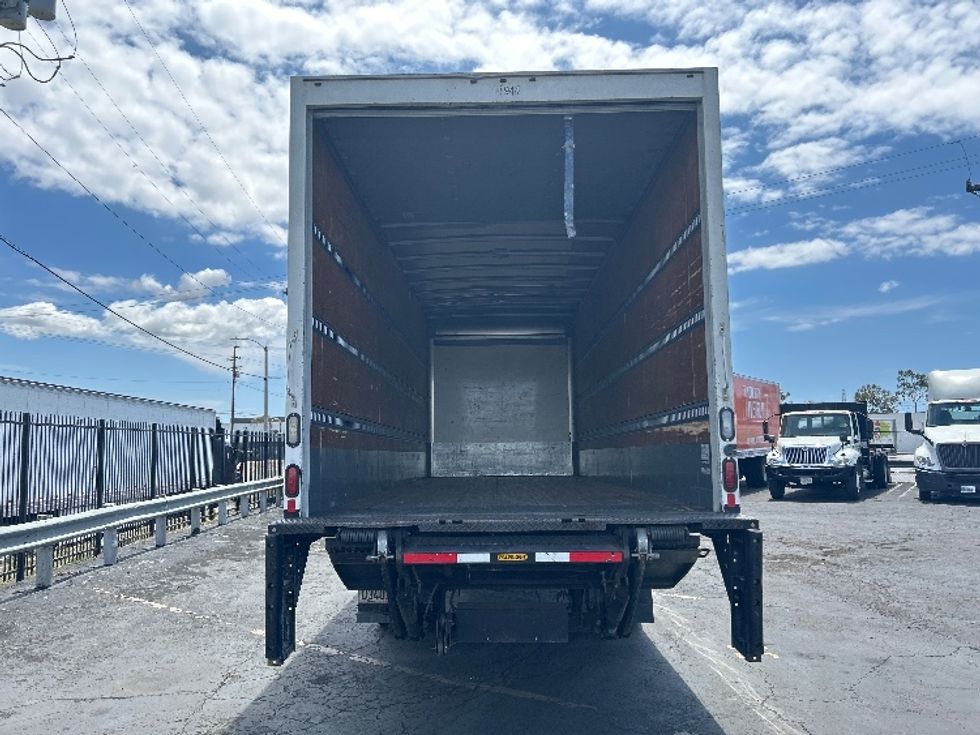 Medium Duty Box Truck-Light and Medium Duty Trucks-Hino-2018-268-Torrance-CA-148,043\n\t\tmiles-$ 53,500 - Image 8