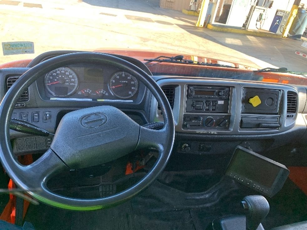 Medium Duty Box Truck-Light and Medium Duty Trucks-Hino-2018-268-Torrance-CA-183,904\n\t\tmiles-$ 48,500 - Image 18