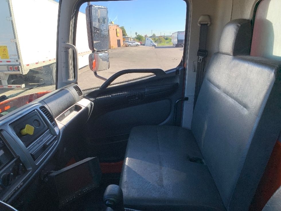 Medium Duty Box Truck-Light and Medium Duty Trucks-Hino-2018-268-Torrance-CA-183,904\n\t\tmiles-$ 48,500 - Image 19
