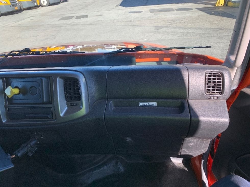 Medium Duty Box Truck-Light and Medium Duty Trucks-Hino-2018-268-Torrance-CA-183,904\n\t\tmiles-$ 48,500 - Image 21