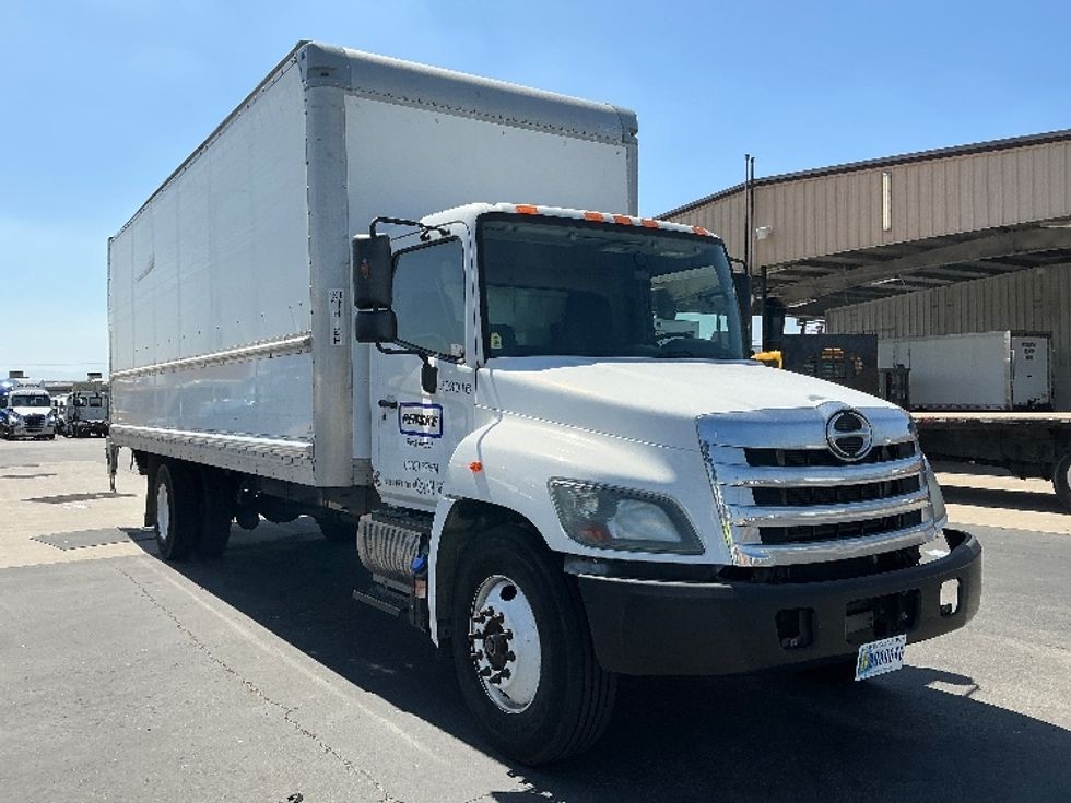 Medium Duty Box Truck-Light and Medium Duty Trucks-Hino-2018-268-Torrance-CA-212,893\n\t\tmiles-$ 49,500 - Image 1