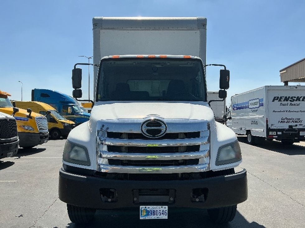 Medium Duty Box Truck-Light and Medium Duty Trucks-Hino-2018-268-Torrance-CA-212,893\n\t\tmiles-$ 49,500 - Image 2