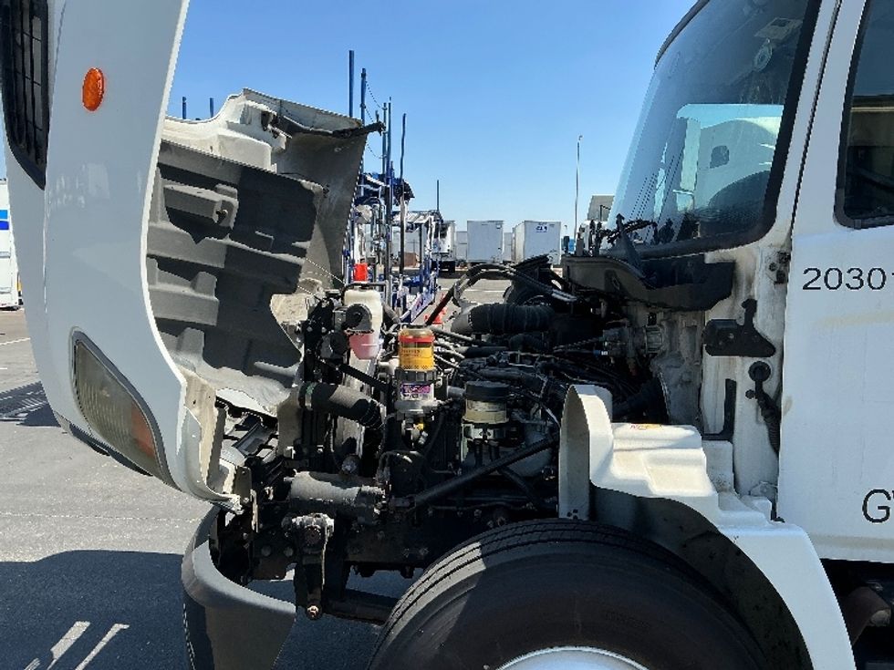 Medium Duty Box Truck-Light and Medium Duty Trucks-Hino-2018-268-Torrance-CA-212,893\n\t\tmiles-$ 49,500 - Image 24