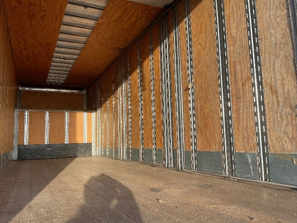 Medium Duty Box Truck-Light and Medium Duty Trucks-Hino-2018-268-Torrance-CA-213,190\n\t\tmiles-$ 48,750 - Image 12