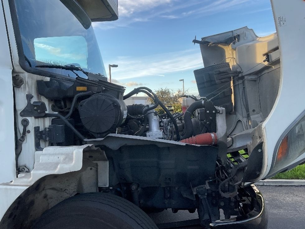 Medium Duty Box Truck-Light and Medium Duty Trucks-Hino-2018-268-Torrance-CA-213,190\n\t\tmiles-$ 48,750 - Image 24