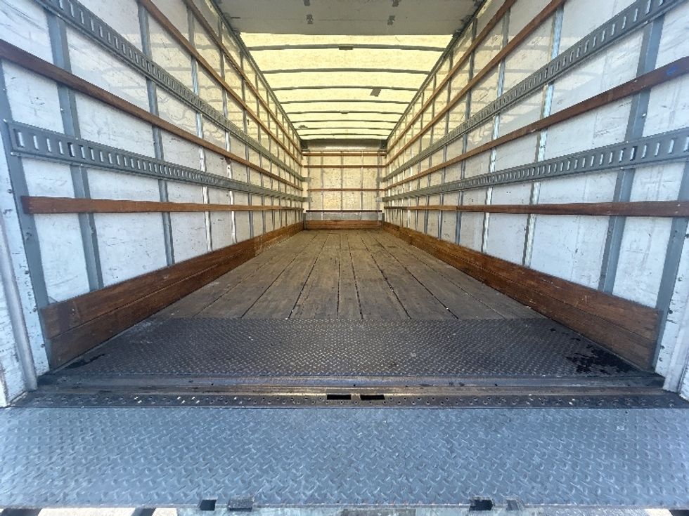 Medium Duty Box Truck-Light and Medium Duty Trucks-Hino-2018-268-Torrance-CA-232,527\n\t\tmiles-$ 46,500 - Image 10