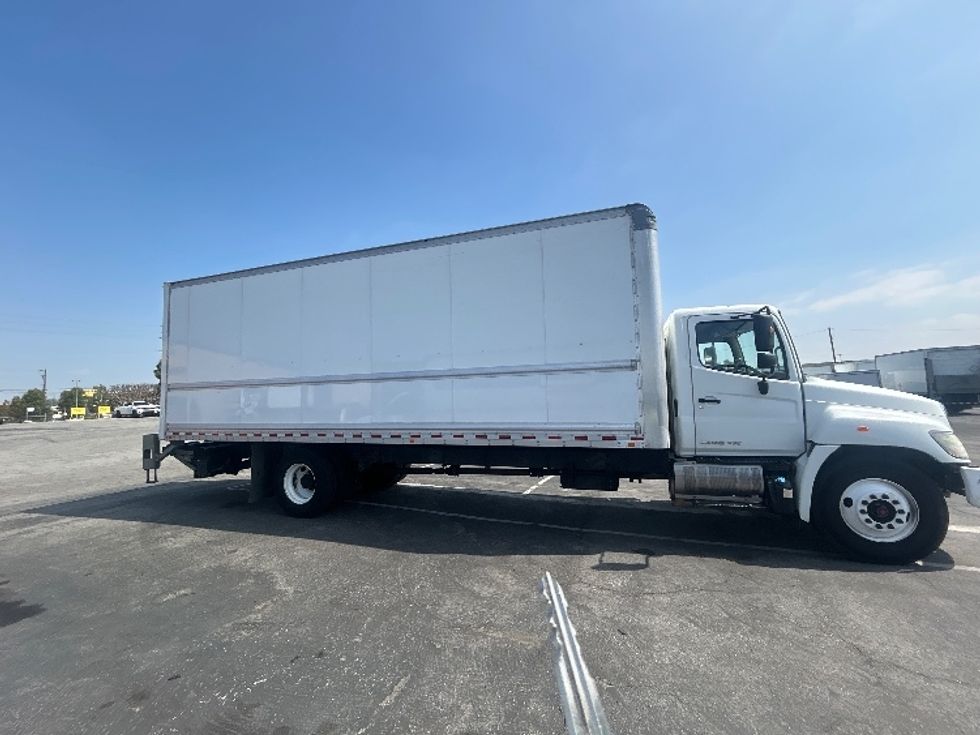 Medium Duty Box Truck-Light and Medium Duty Trucks-Hino-2018-268-Torrance-CA-232,527\n\t\tmiles-$ 46,500 - Image 15