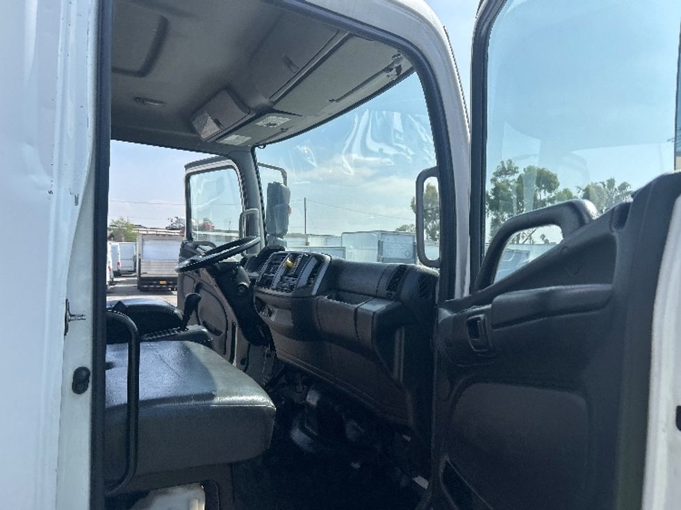 Medium Duty Box Truck-Light and Medium Duty Trucks-Hino-2018-268-Torrance-CA-232,527\n\t\tmiles-$ 46,500 - Image 20