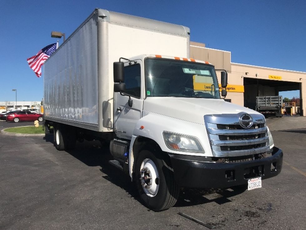 Medium Duty Box Truck-Light and Medium Duty Trucks-Hino-2018-268-Torrance-CA-260,855\n\t\tmiles-$ 37,500 - Image 1