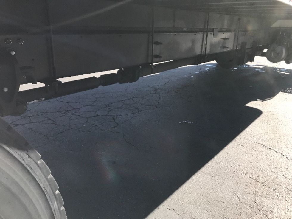 Medium Duty Box Truck-Light and Medium Duty Trucks-Hino-2018-268-Torrance-CA-260,855\n\t\tmiles-$ 37,500 - Image 14