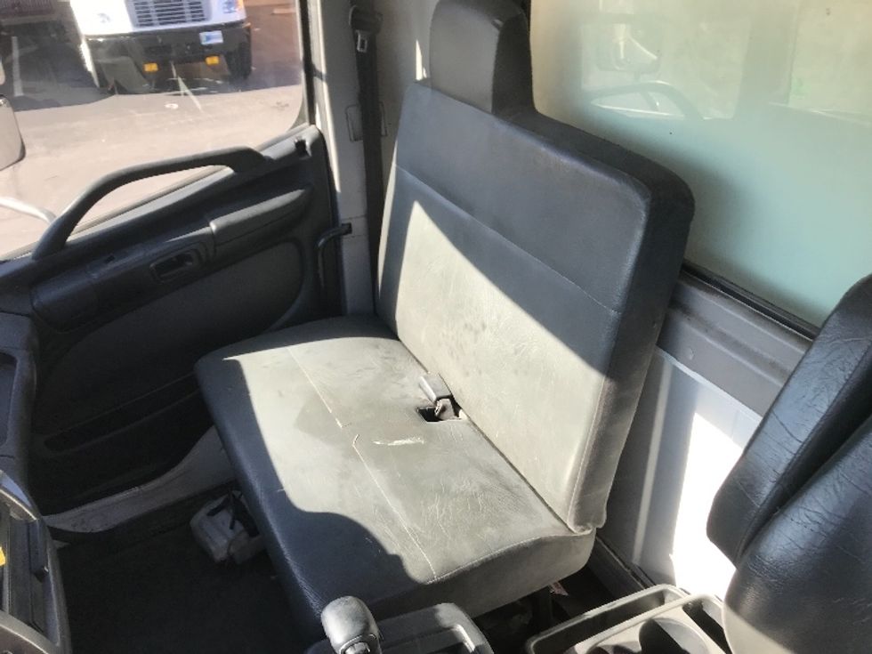 Medium Duty Box Truck-Light and Medium Duty Trucks-Hino-2018-268-Torrance-CA-260,855\n\t\tmiles-$ 37,500 - Image 19