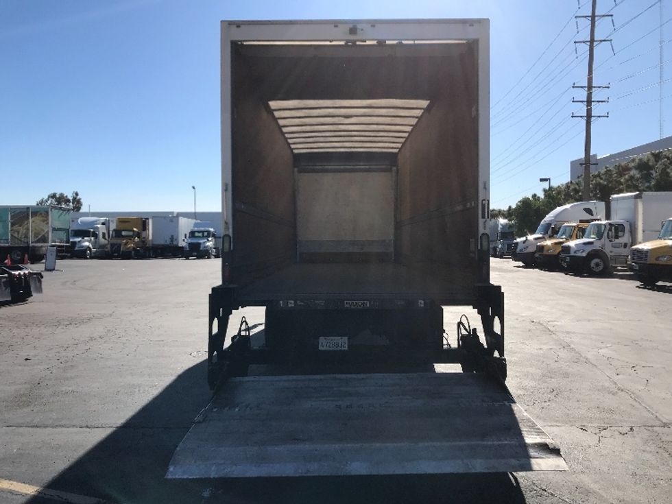 Medium Duty Box Truck-Light and Medium Duty Trucks-Hino-2018-268-Torrance-CA-260,855\n\t\tmiles-$ 37,500 - Image 9