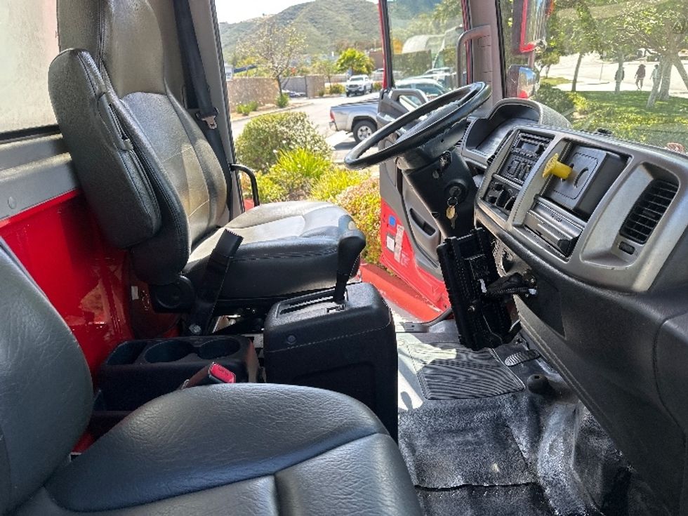 Medium Duty Box Truck-Light and Medium Duty Trucks-Hino-2018-268-Torrance-CA-286,904\n\t\tmiles-$ 33,250 - Image 22