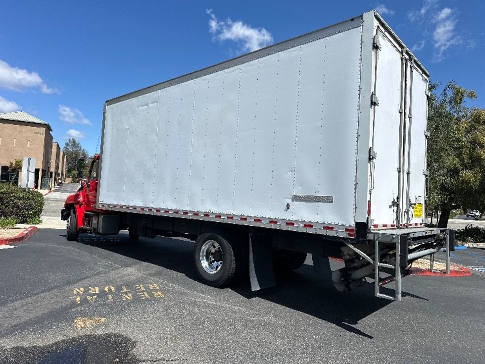 Medium Duty Box Truck-Light and Medium Duty Trucks-Hino-2018-268-Torrance-CA-293,063\n\t\tmiles-$ 32,250 - Image 5