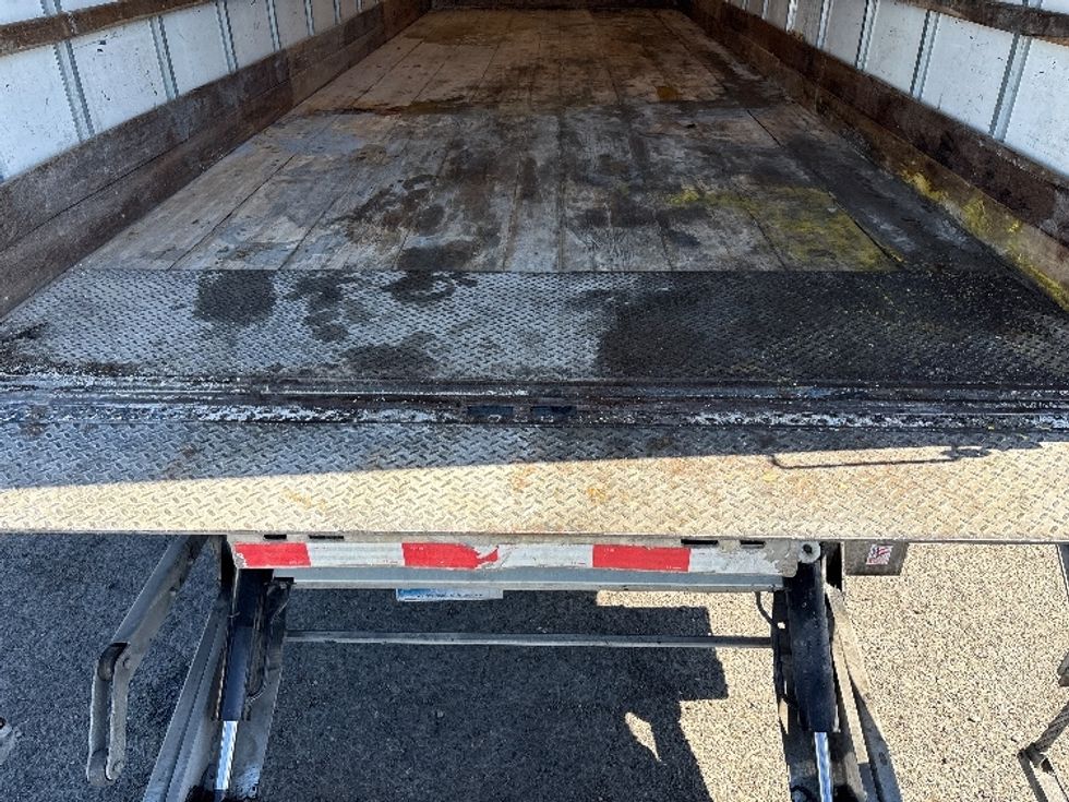 Medium Duty Box Truck-Light and Medium Duty Trucks-Hino-2018-268-West Sacramento-CA-206,044\n\t\tmiles-$ 50,500 - Image 10