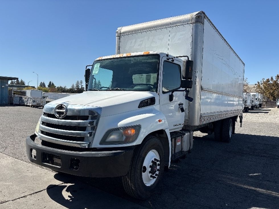 Medium Duty Box Truck-Light and Medium Duty Trucks-Hino-2018-268-West Sacramento-CA-206,044\n\t\tmiles-$ 50,500 - Image 3