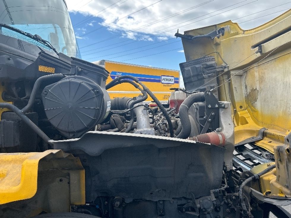 Medium Duty Box Truck-Light and Medium Duty Trucks-Hino-2018-268-West Sacramento-CA-224,999\n\t\tmiles-$ 41,500 - Image 23