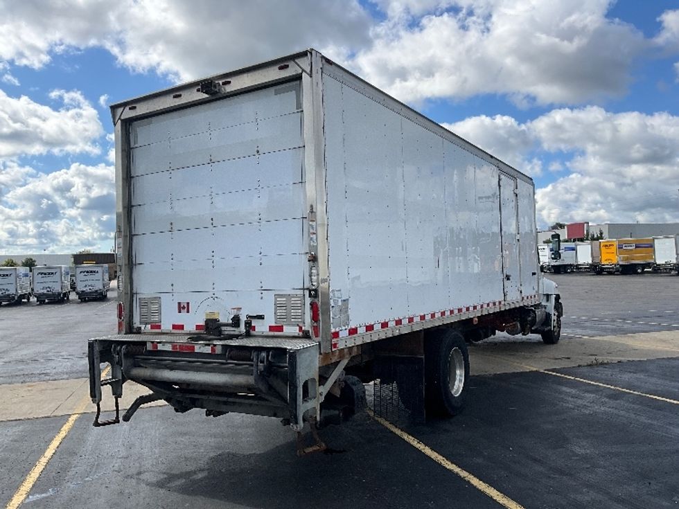 Medium Duty Box Truck-Light and Medium Duty Trucks-Hino-2018-338-Cambridge-ON-147,142\n\t\tkm-$ 68,750 - Image 13