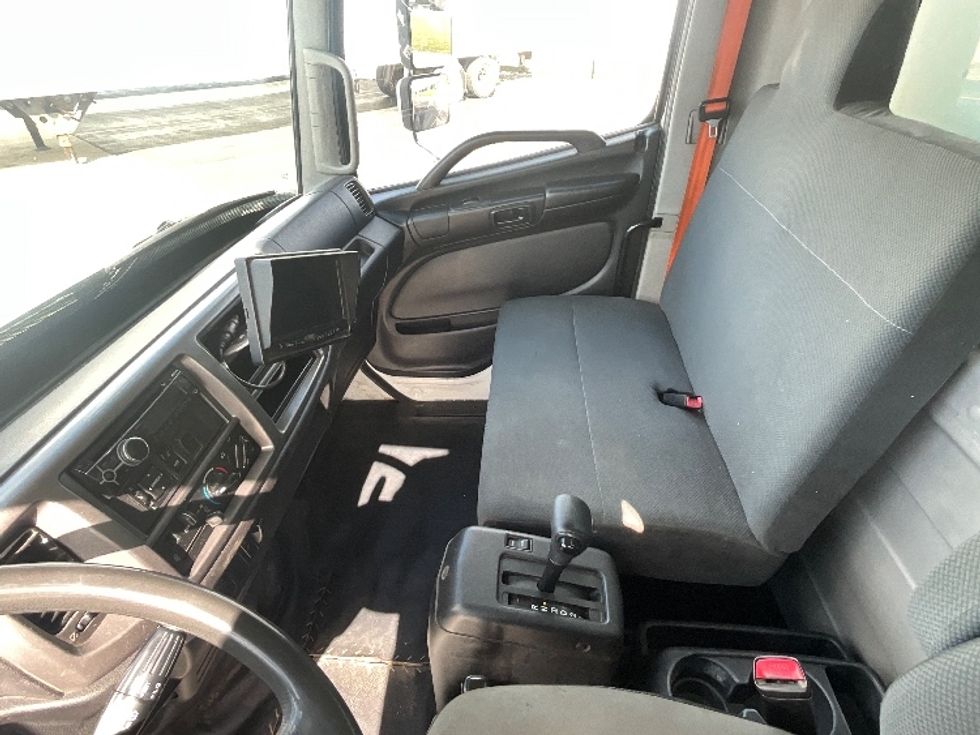 Medium Duty Box Truck-Light and Medium Duty Trucks-Hino-2018-338-Cambridge-ON-391,197\n\t\tkm-$ 45,750 - Image 19