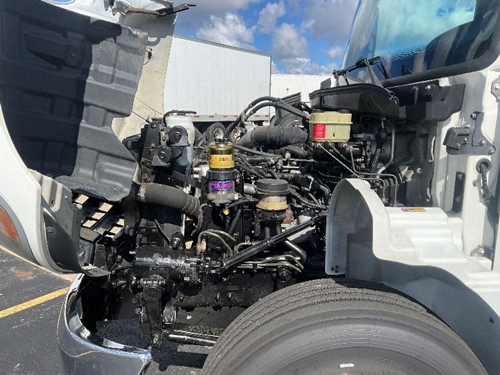 Medium Duty Box Truck-Light and Medium Duty Trucks-Hino-2018-338-Cambridge-ON-391,197\n\t\tkm-$ 45,750 - Image 24