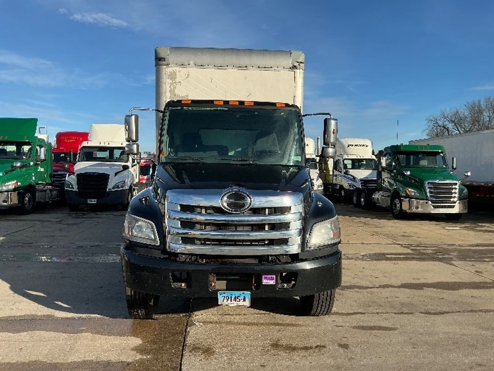 Medium Duty Box Truck-Light and Medium Duty Trucks-Hino-2018-338-Chicopee-MA-277,099\n\t\tmiles-$ 20,250 - Image 2