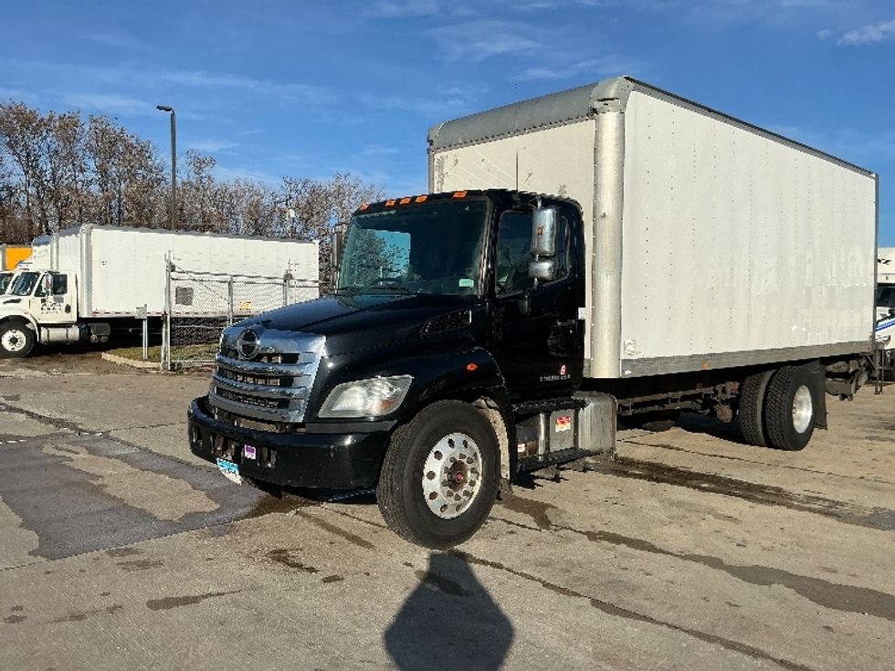 Medium Duty Box Truck-Light and Medium Duty Trucks-Hino-2018-338-Chicopee-MA-277,099\n\t\tmiles-$ 20,250 - Image 3