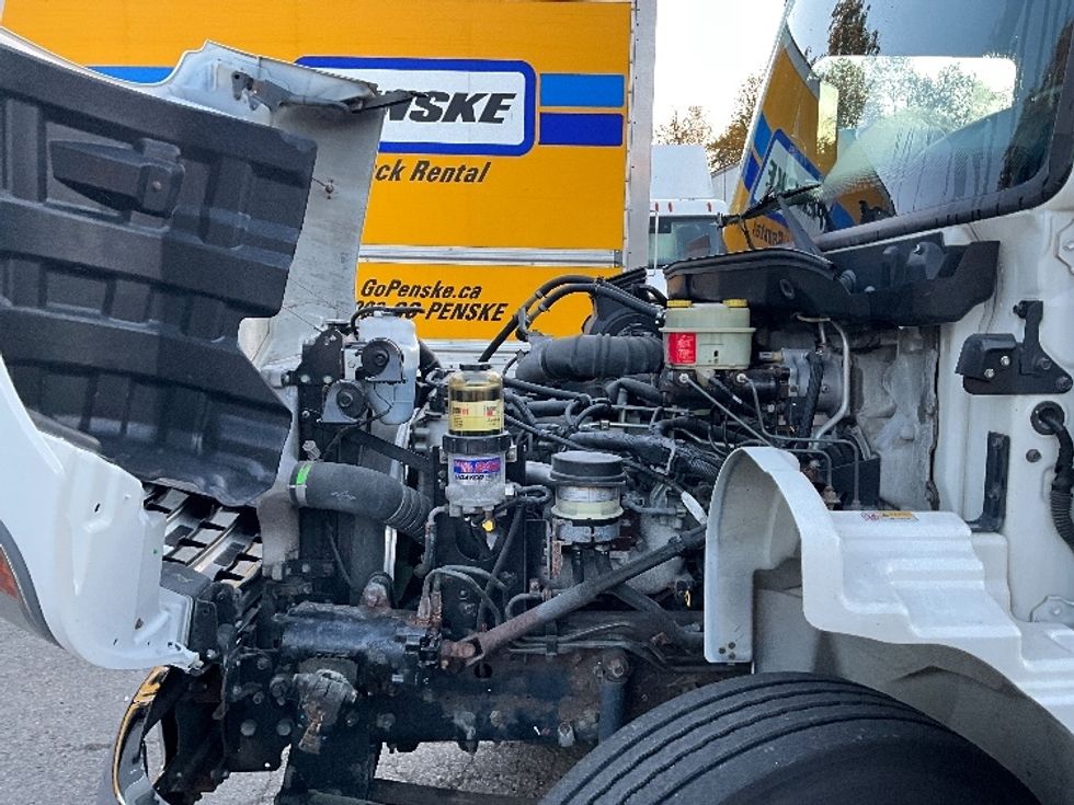 Medium Duty Box Truck-Light and Medium Duty Trucks-Hino-2018-338-Delta-BC-132,409\n\t\tkm-$ 68,750 - Image 24