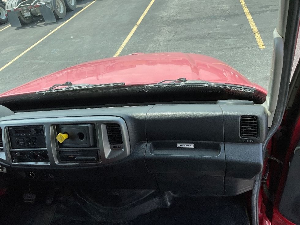 Medium Duty Box Truck-Light and Medium Duty Trucks-Hino-2018-338-Gahanna-OH-355,934\n\t\tmiles-$ 20,500 - Image 21