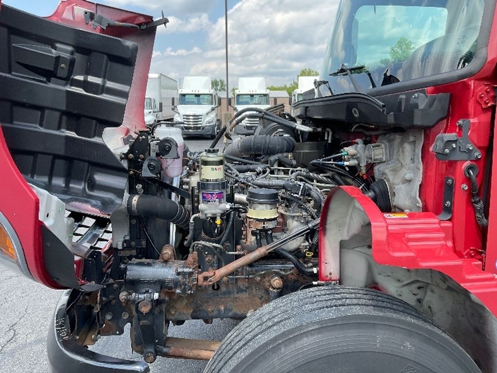 Medium Duty Box Truck-Light and Medium Duty Trucks-Hino-2018-338-Gahanna-OH-355,934\n\t\tmiles-$ 20,500 - Image 24