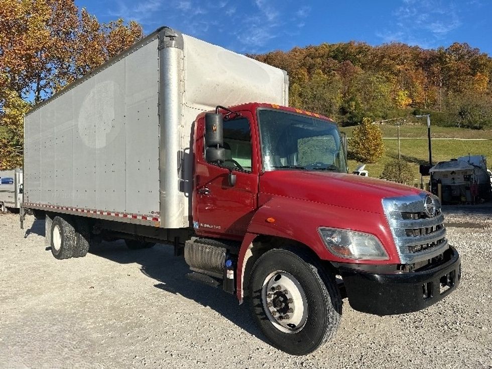 Medium Duty Box Truck-Light and Medium Duty Trucks-Hino-2018-338-Huntington-WV-323,452\n\t\tmiles-$ 20,250 - Image 1