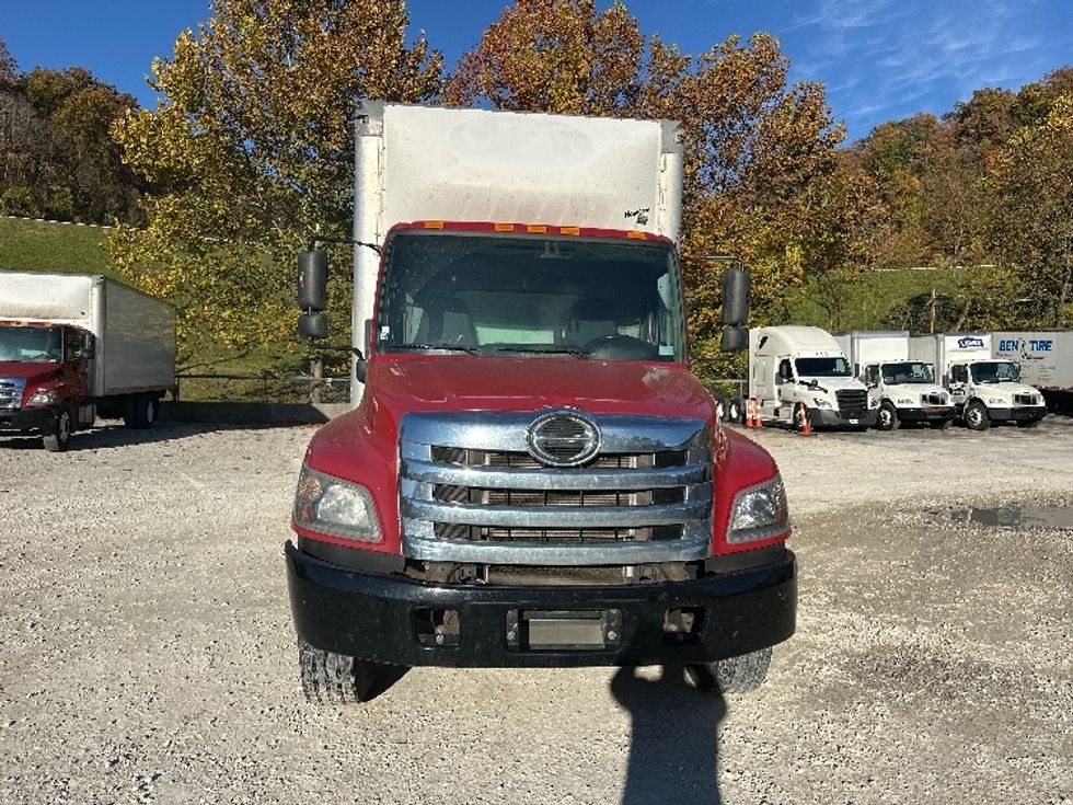 Medium Duty Box Truck-Light and Medium Duty Trucks-Hino-2018-338-Huntington-WV-323,452\n\t\tmiles-$ 20,250 - Image 2