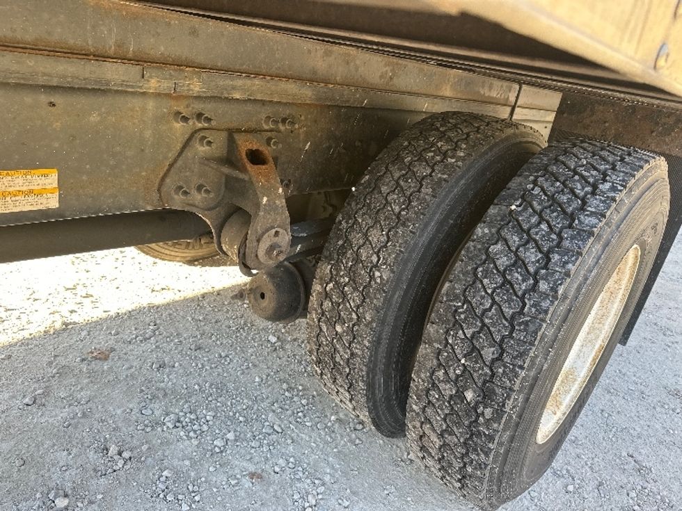 Medium Duty Box Truck-Light and Medium Duty Trucks-Hino-2018-338-Huntington-WV-323,452\n\t\tmiles-$ 20,250 - Image 5