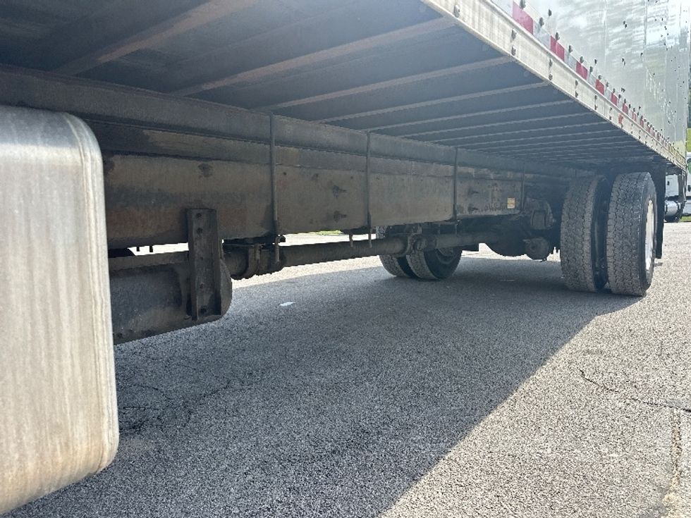 Medium Duty Box Truck-Light and Medium Duty Trucks-Hino-2018-338-Huntington-WV-360,801\n\t\tmiles-$ 20,250 - Image 5