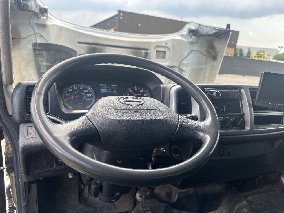 Medium Duty Box Truck-Light and Medium Duty Trucks-Hino-2018-338-Mississauga-ON-225,676\n\t\tkm-$ 64,000 - Image 18