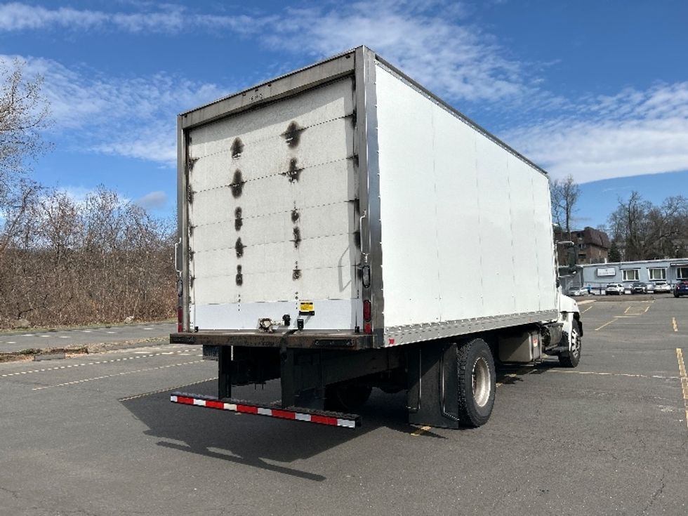 Medium Duty Box Truck-Light and Medium Duty Trucks-Hino-2018-338-Montgomery-NY-61,635\n\t\tmiles-$ 37,250 - Image 13