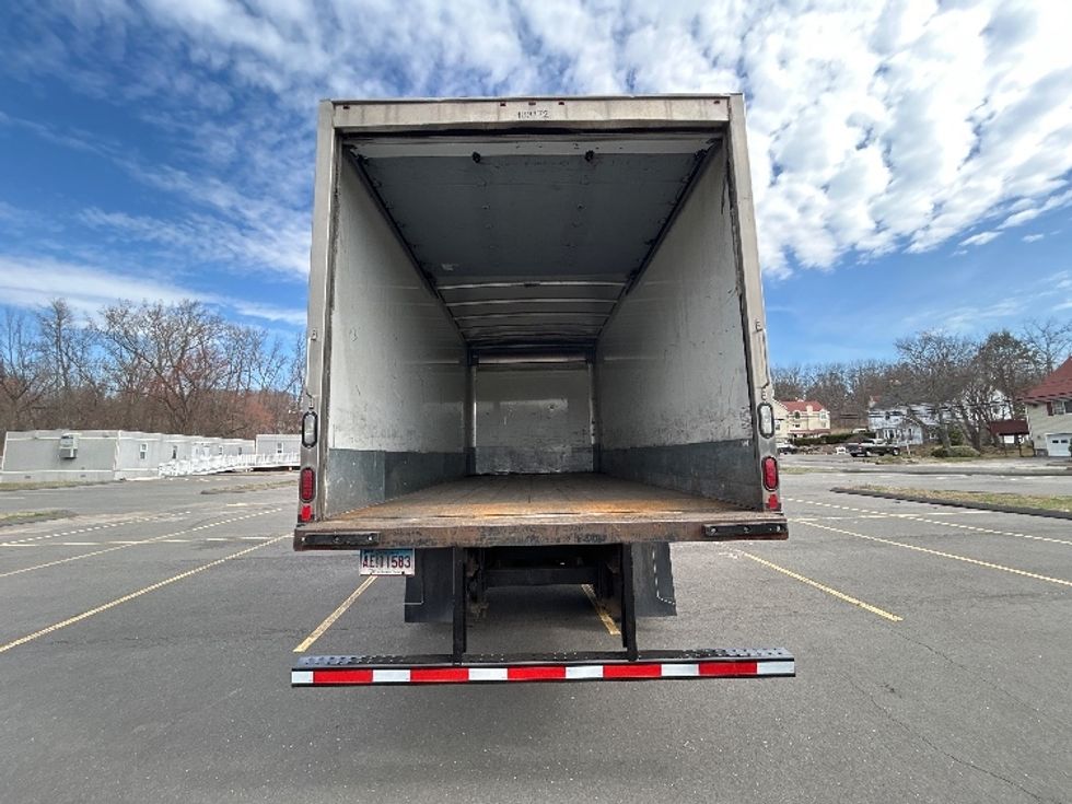 Medium Duty Box Truck-Light and Medium Duty Trucks-Hino-2018-338-Montgomery-NY-61,635\n\t\tmiles-$ 37,250 - Image 8