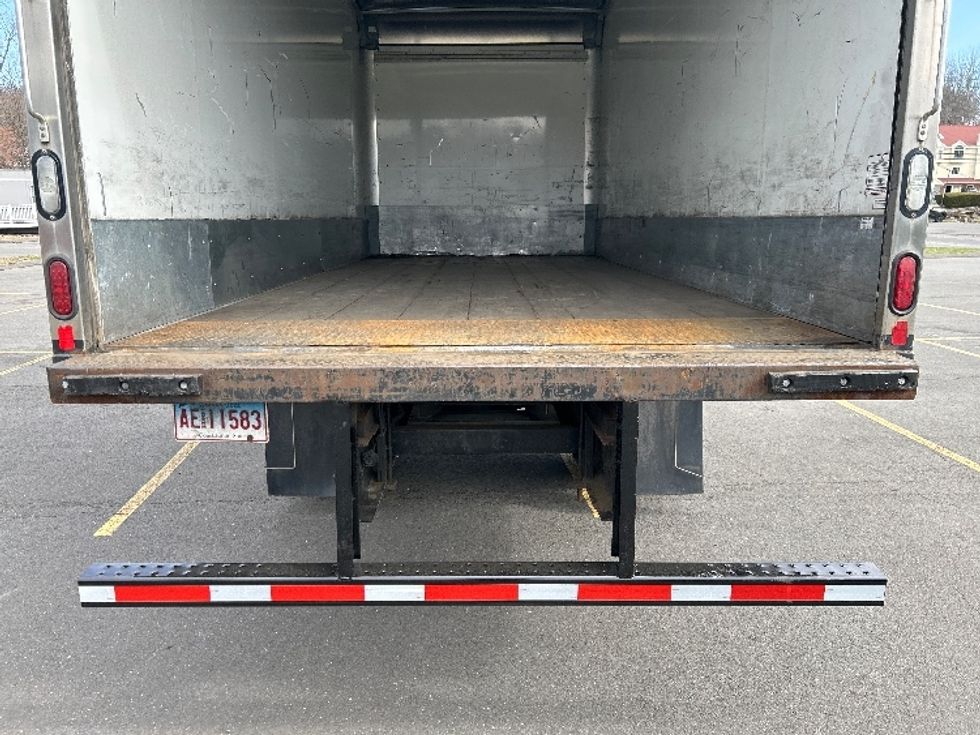 Medium Duty Box Truck-Light and Medium Duty Trucks-Hino-2018-338-Montgomery-NY-61,635\n\t\tmiles-$ 37,250 - Image 9