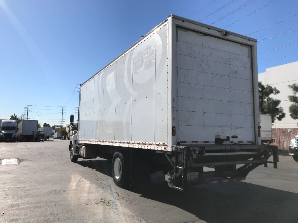 Medium Duty Box Truck-Light and Medium Duty Trucks-Hino-2018-338-Torrance-CA-164,840\n\t\tmiles-$ 38,500 - Image 6