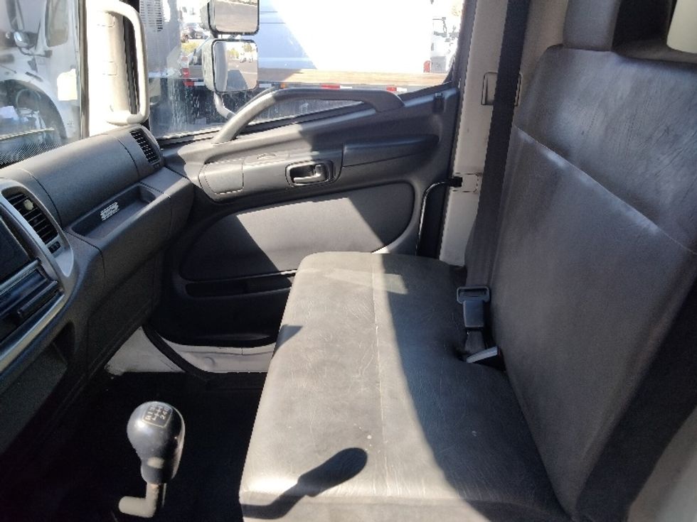 Medium Duty Box Truck-Light and Medium Duty Trucks-Hino-2018-338-Torrance-CA-199,539\n\t\tmiles-$ 35,750 - Image 19