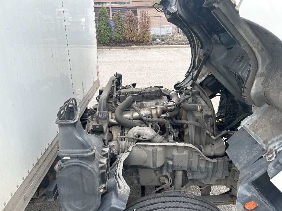 Medium Duty Box Truck-Light and Medium Duty Trucks-Hino-2019-195-Abbotsford-BC-247,806\n\t\tkm-$ 44,250 - Image 23
