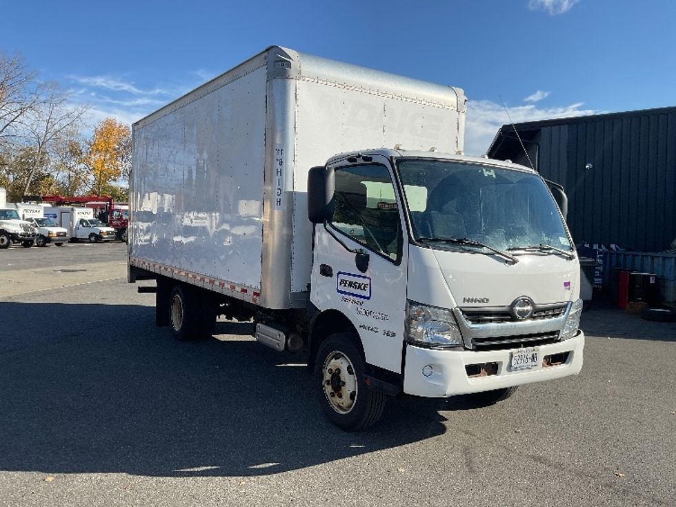 Medium Duty Box Truck-Light and Medium Duty Trucks-Hino-2019-195-Albany-NY-111,427\n\t\tmiles-$ 35,750 - Image 1