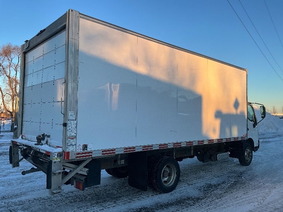 Medium Duty Box Truck-Light and Medium Duty Trucks-Hino-2019-195-Boucherville-PQ-153,181\n\t\tkm-$ 59,750 - Image 13