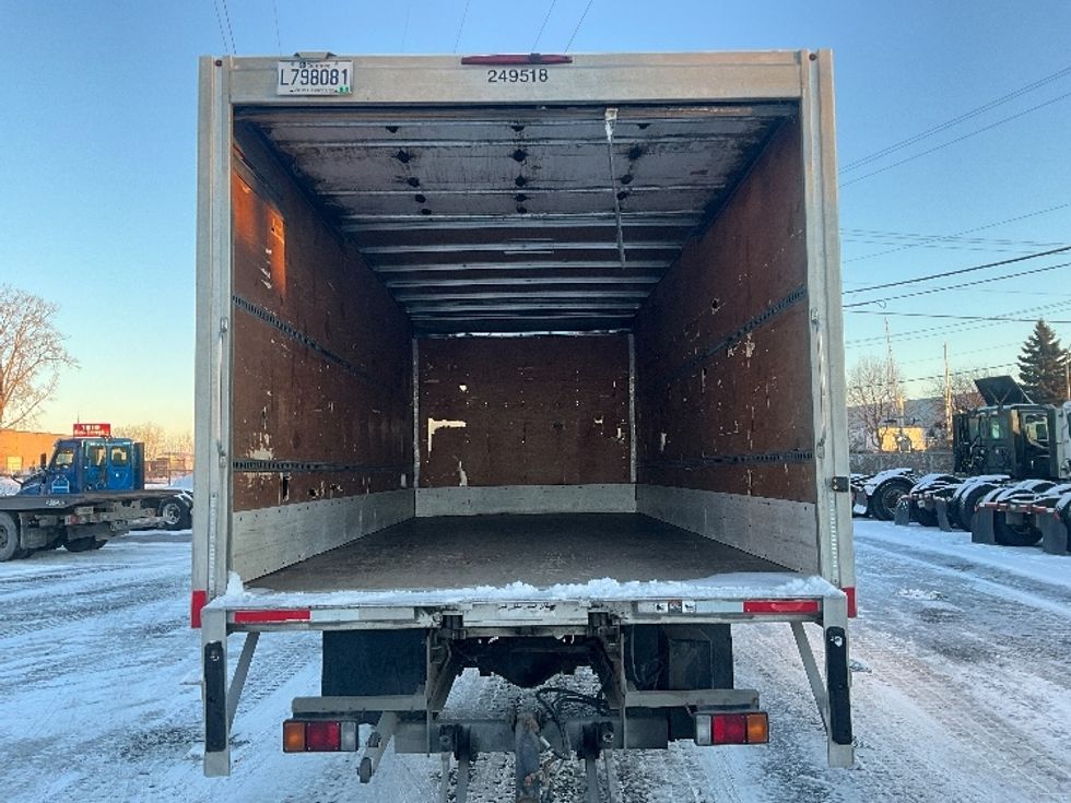 Medium Duty Box Truck-Light and Medium Duty Trucks-Hino-2019-195-Boucherville-PQ-153,181\n\t\tkm-$ 59,750 - Image 8