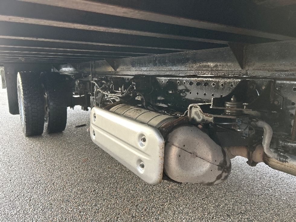 Medium Duty Box Truck-Light and Medium Duty Trucks-Hino-2019-195-Delta-BC-150,801\n\t\tkm-$ 60,000 - Image 14