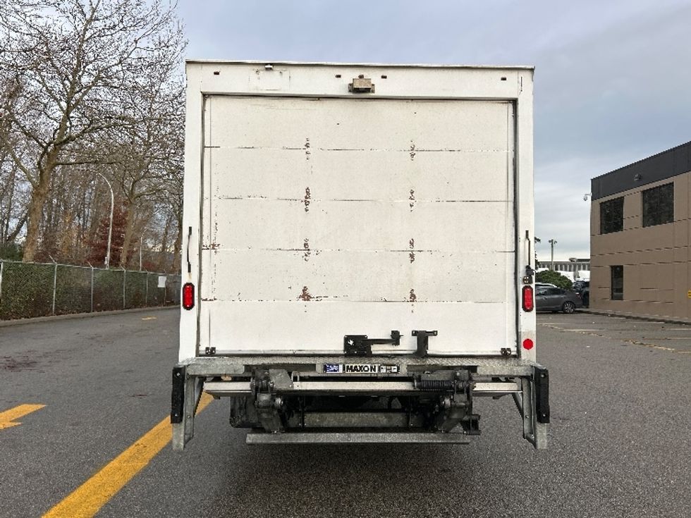 Medium Duty Box Truck-Light and Medium Duty Trucks-Hino-2019-195-Delta-BC-150,801\n\t\tkm-$ 60,000 - Image 7