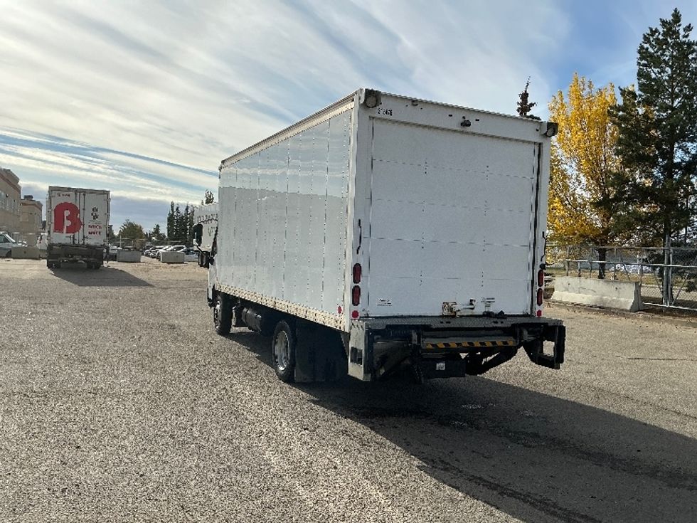 Medium Duty Box Truck-Light and Medium Duty Trucks-Hino-2019-195-Edmonton-AB-114,433\n\t\tkm-$ 63,000 - Image 6