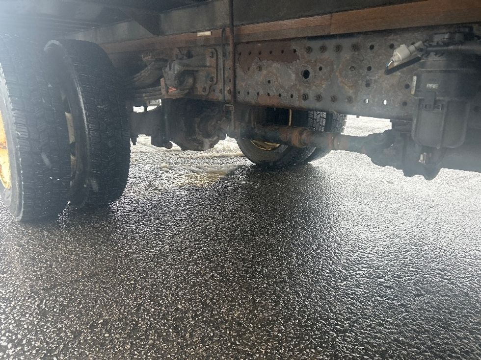 Medium Duty Box Truck-Light and Medium Duty Trucks-Hino-2019-195-Fredonia-NY-116,060\n\t\tmiles-$ 37,500 - Image 14