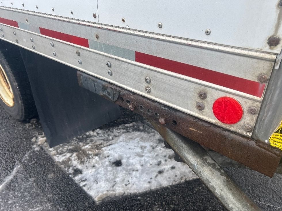 Medium Duty Box Truck-Light and Medium Duty Trucks-Hino-2019-195-Fredonia-NY-116,060\n\t\tmiles-$ 37,500 - Image 28