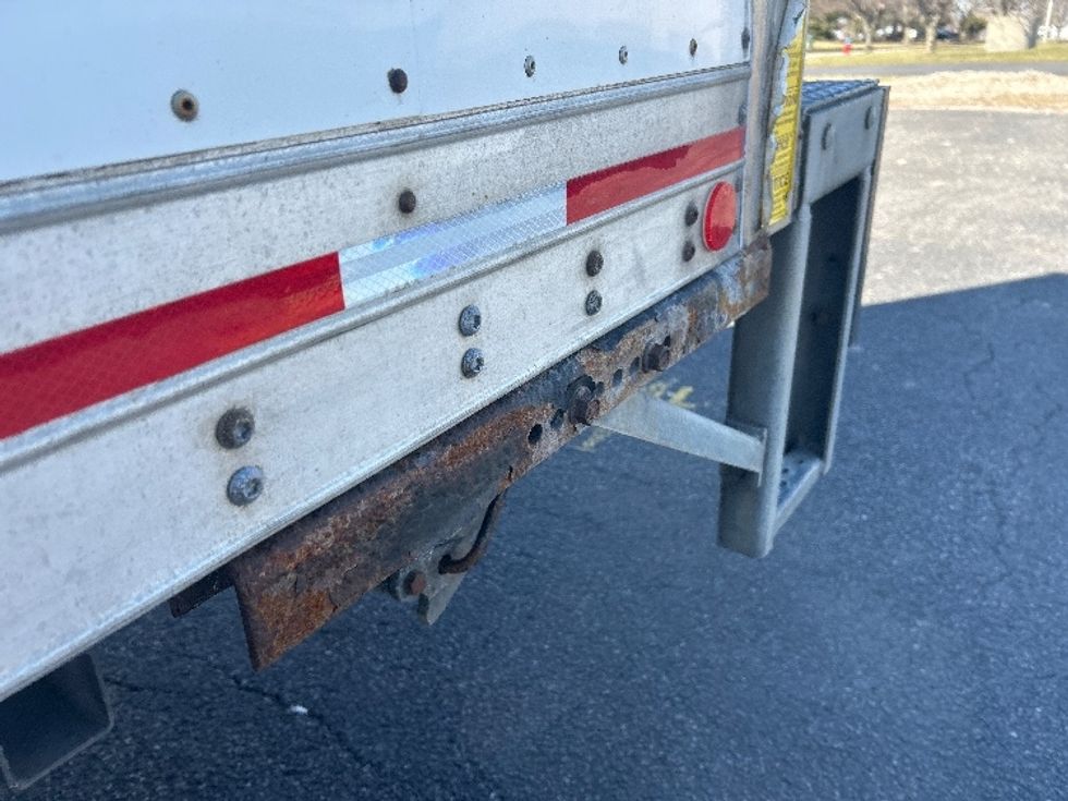 Medium Duty Box Truck-Light and Medium Duty Trucks-Hino-2019-195-Fredonia-NY-123,443\n\t\tmiles-$ 36,750 - Image 27
