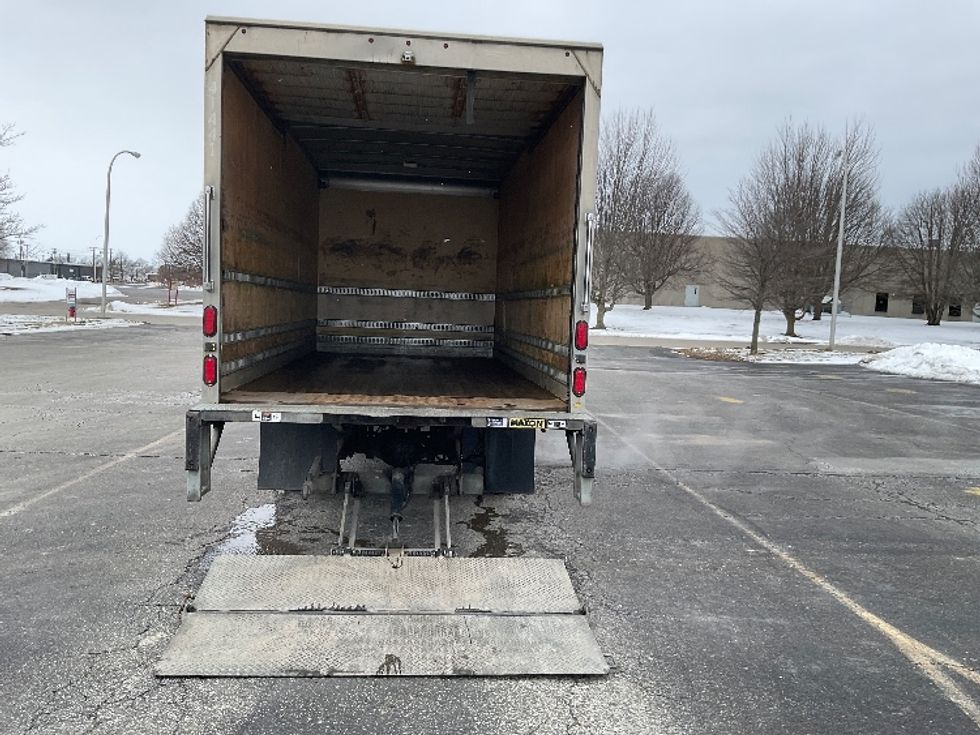 Medium Duty Box Truck-Light and Medium Duty Trucks-Hino-2019-195-Fredonia-NY-123,443\n\t\tmiles-$ 36,750 - Image 9